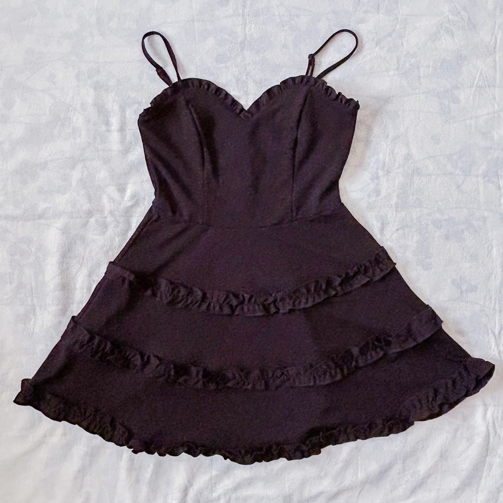 Francesca’s Trixxi Tiered Mini Dress - BRAND NEW! (Size: M)